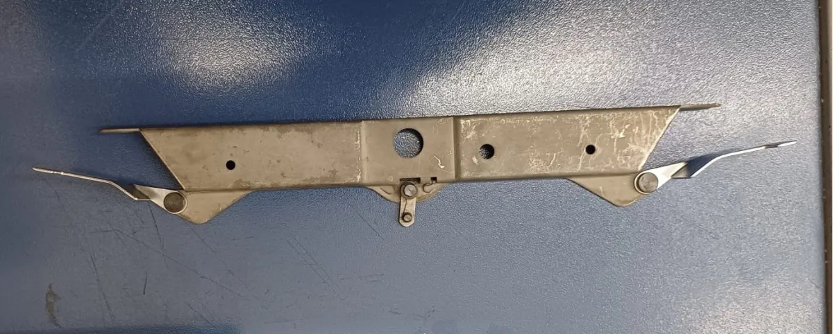 Suporte com alavanca de chamada frontura SRP 60
