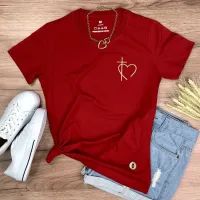Camiseta Feminina Vermelha Cruz Coração Minimalista