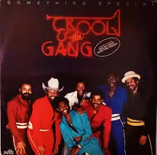 VINIL KOOL & THE GANG - SOMETHING SPECIAL (PRODUTO USADO - BOM)