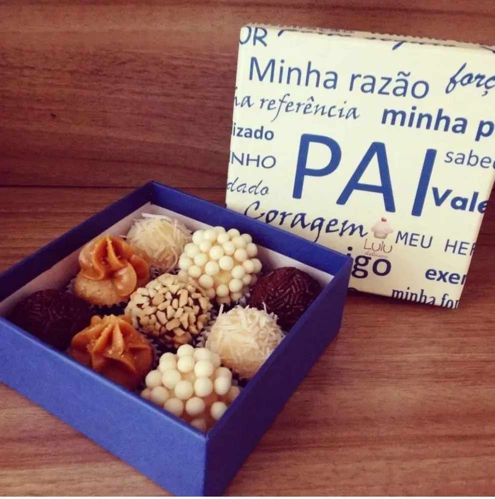  P/ 16 Bombons - 15,0 x 15,0 x 4,0 - Tampa Personalizada Pai - Cartonagem Imagem