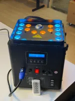 Maquina De Fumaça 3000w UP 18 Leds DE 15W RGBWA - DMX- 220V