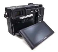 Câmera Sony A6600 Kit lente PZ 18-105mm f4  G OSS  - 4K  - 24MP - Só 1.027 Clicks - Foto 5
