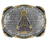 Ref: 10229 - Fivela Country Sumetal Nossa Senhora Aparecida Com Oração da Ave Maria. Fundo Escuro.