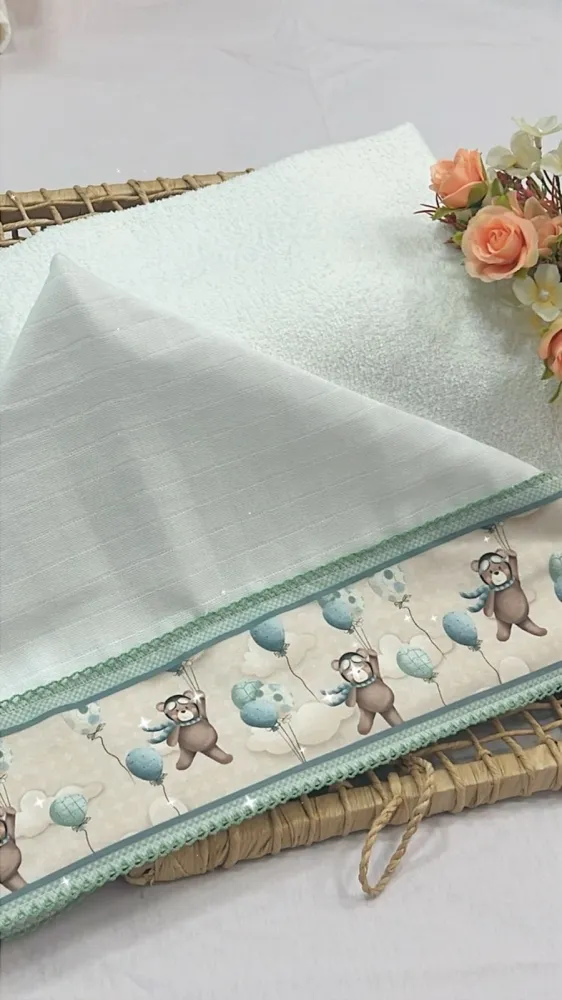    CAPUZ  FRALDA  LUXO/ATOALHADO REF.04 Imagem