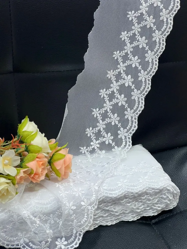     Bordado em Tule BT024