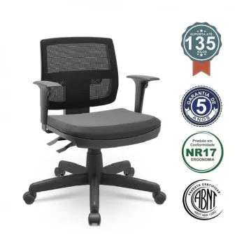  Cadeira Multiregulável NR17 Executiva Brizza COR PRETA Tela com Encosto Regulável Base Giratória e Braços Reguláveis 