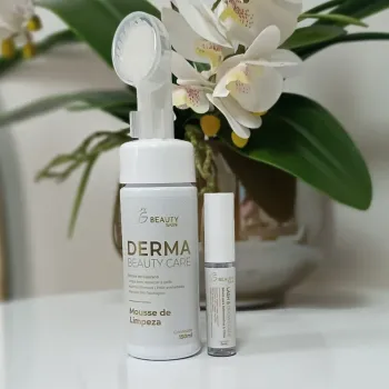  NA COMPRA DERMA BEAUTY CARE MOUSSE DE LIMPEZA CALMANTE  GANHE DE PRESENTE  O LASH & BROWS CAR