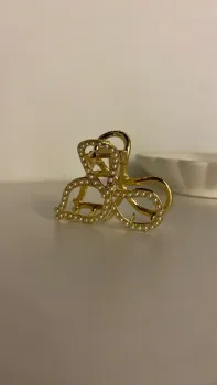 Presilha de Cabelo Laço Dourado com Pérolas
