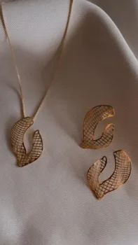 Conjunto Geométrico Vazada 