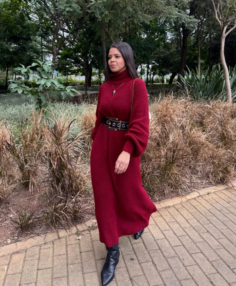 VESTIDO TRICOT COM GOLA - BORDÔ